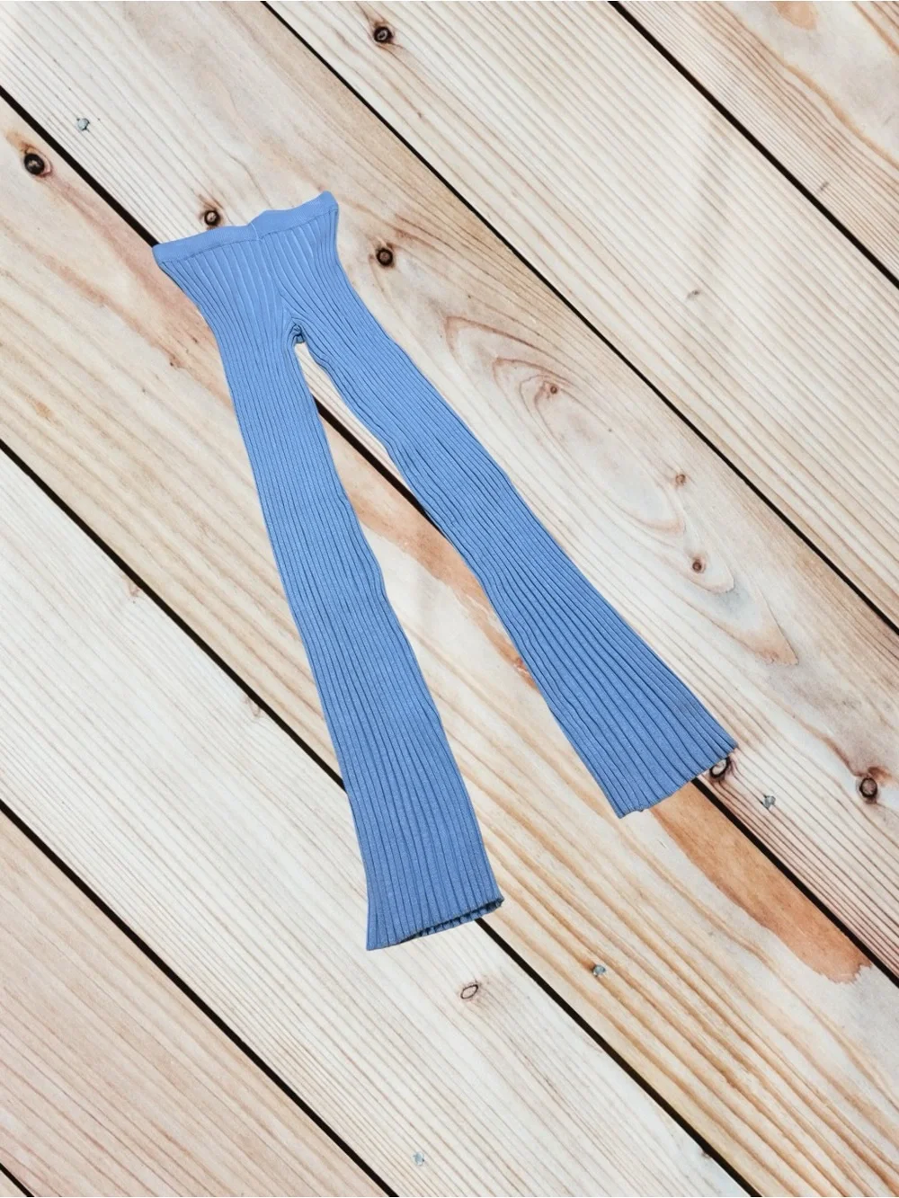 NWT White Fox Boutique M blue rib knit pants